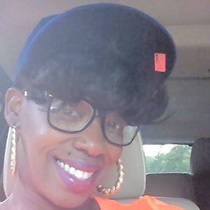 Meet your Posher, Miranda